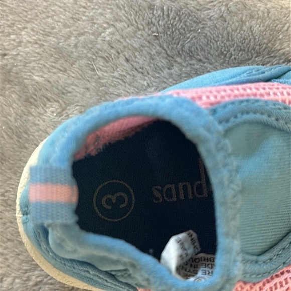 Sand n Sun - Slip on baby water shoes. Size 3 - Picture 8 of 8